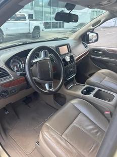 chrysler town & country 2011 2A4RR6DG3BR783454 image chrysler town & country 2011 2A4RR6DG3BR783454 image